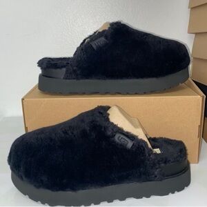 UGG FUZZ SUGAR SLIDE